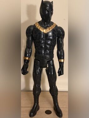 Marvel Black Panther 2017 Hasbro 6” Action Figure